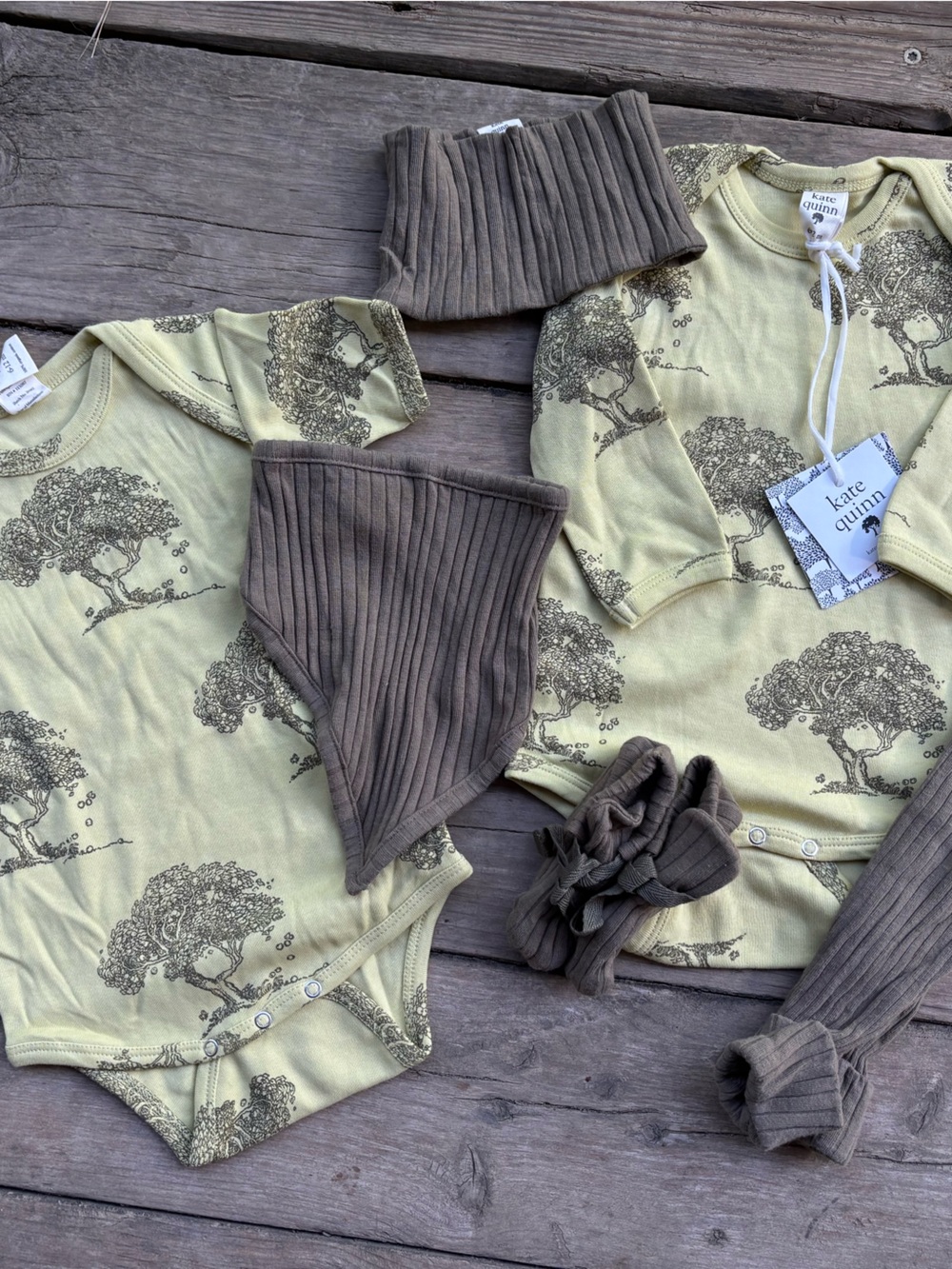 NWT Kate Quinn Giving Tree Set Size 6-12 months